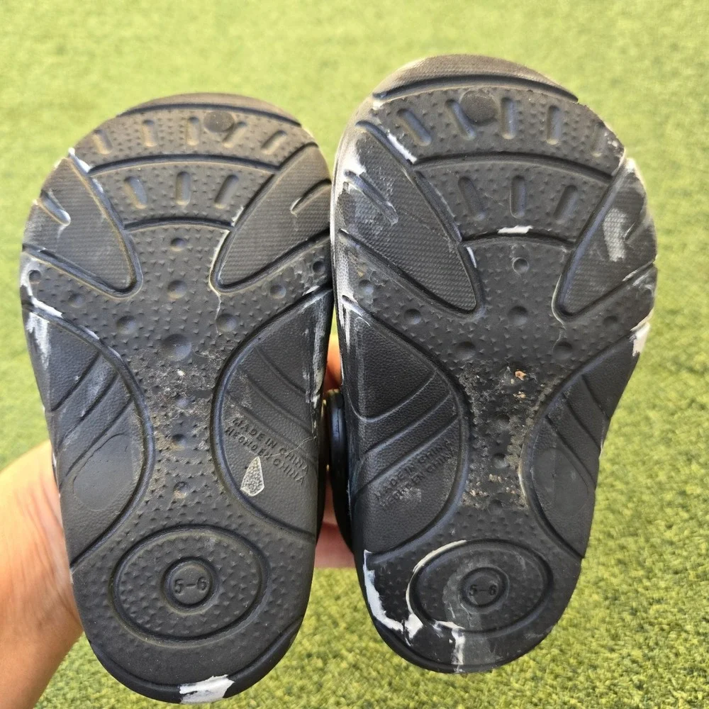Disney clogs mickey